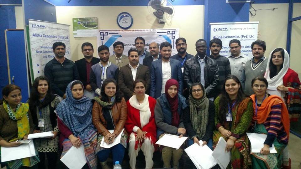 Alpha Genomics and Next Gen. Solutions cordially thank to Prof. Dr Bushra Mirza for her gracious presence to conclude NGS training — photograph 6