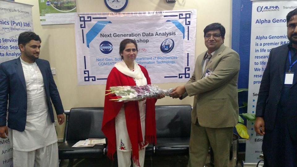 Alpha Genomics and Next Gen. Solutions cordially thank to Prof. Dr Bushra Mirza for her gracious presence to conclude NGS training — photograph 7