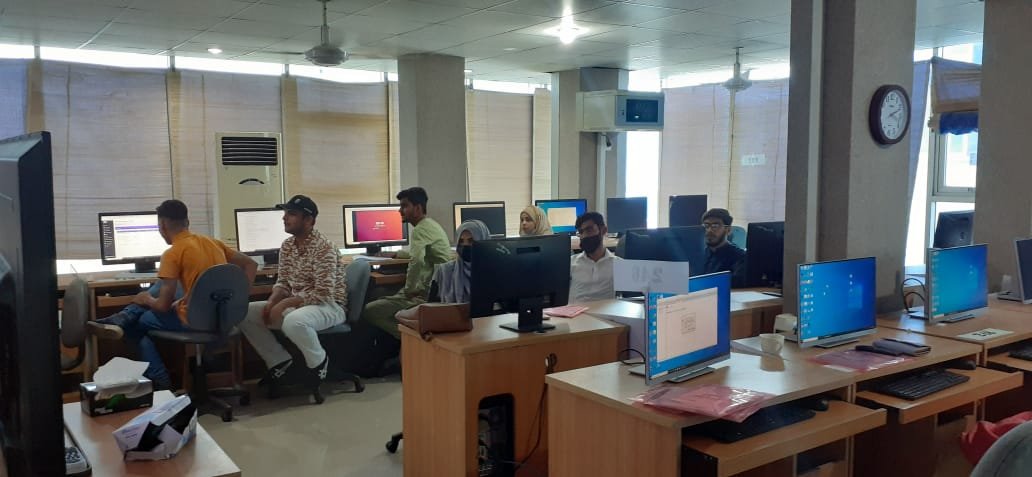 Workshop on Protein Ligand Docking and Molecular Dynamics Simulation by Virtual University of Pakistan — photograph 5
